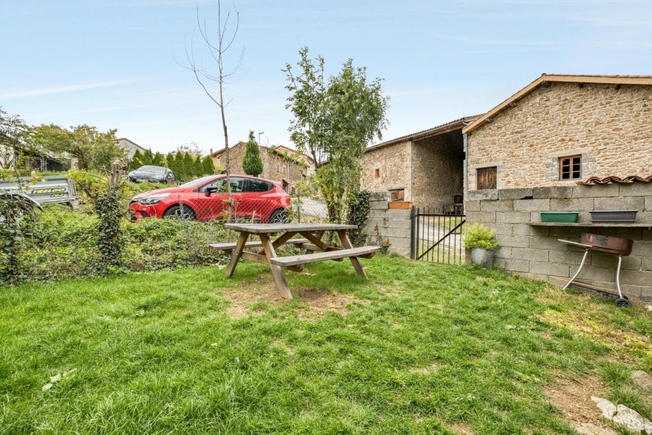 Maison Charmante A Valprivas Avec Jardin Prive. Exterior foto